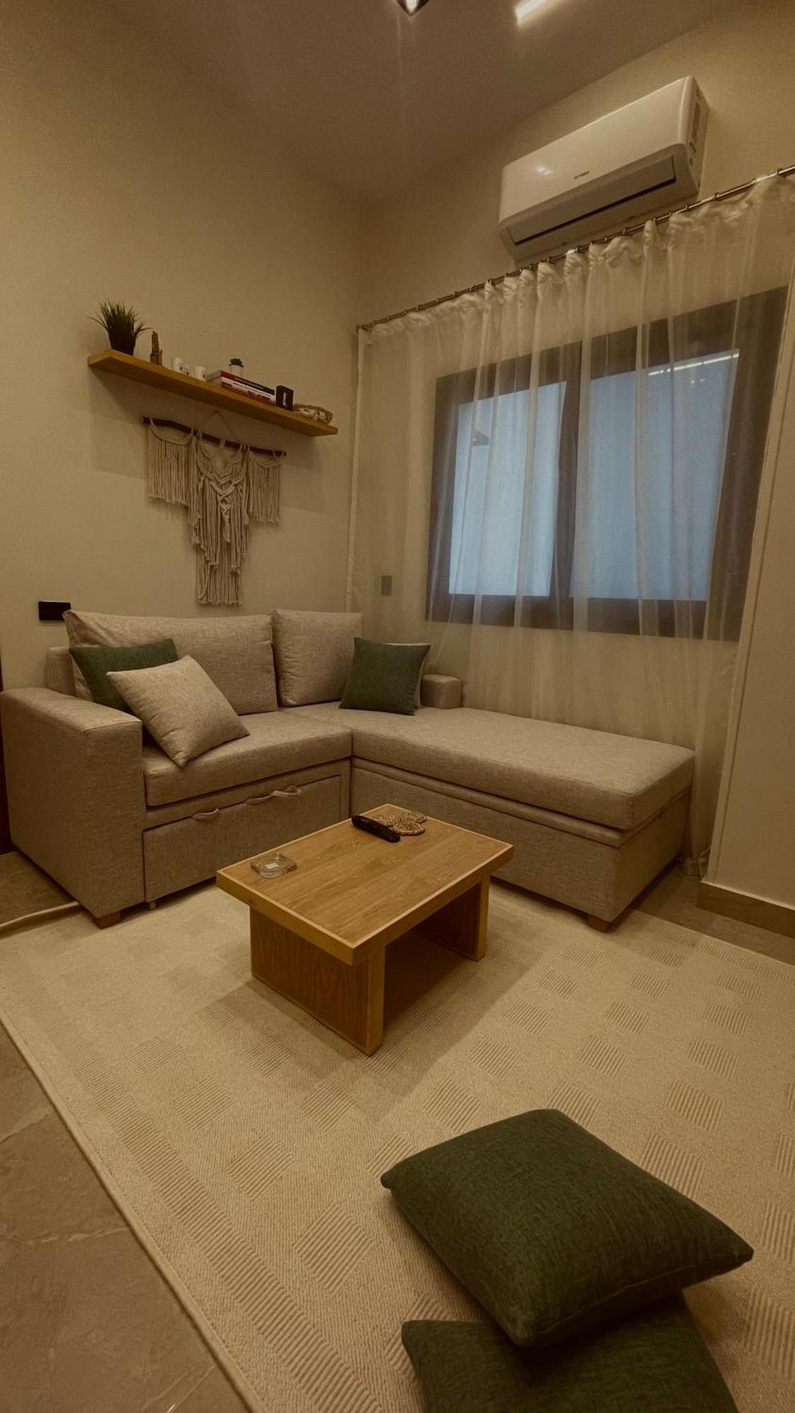 Boho With Private Garden In New Apartment