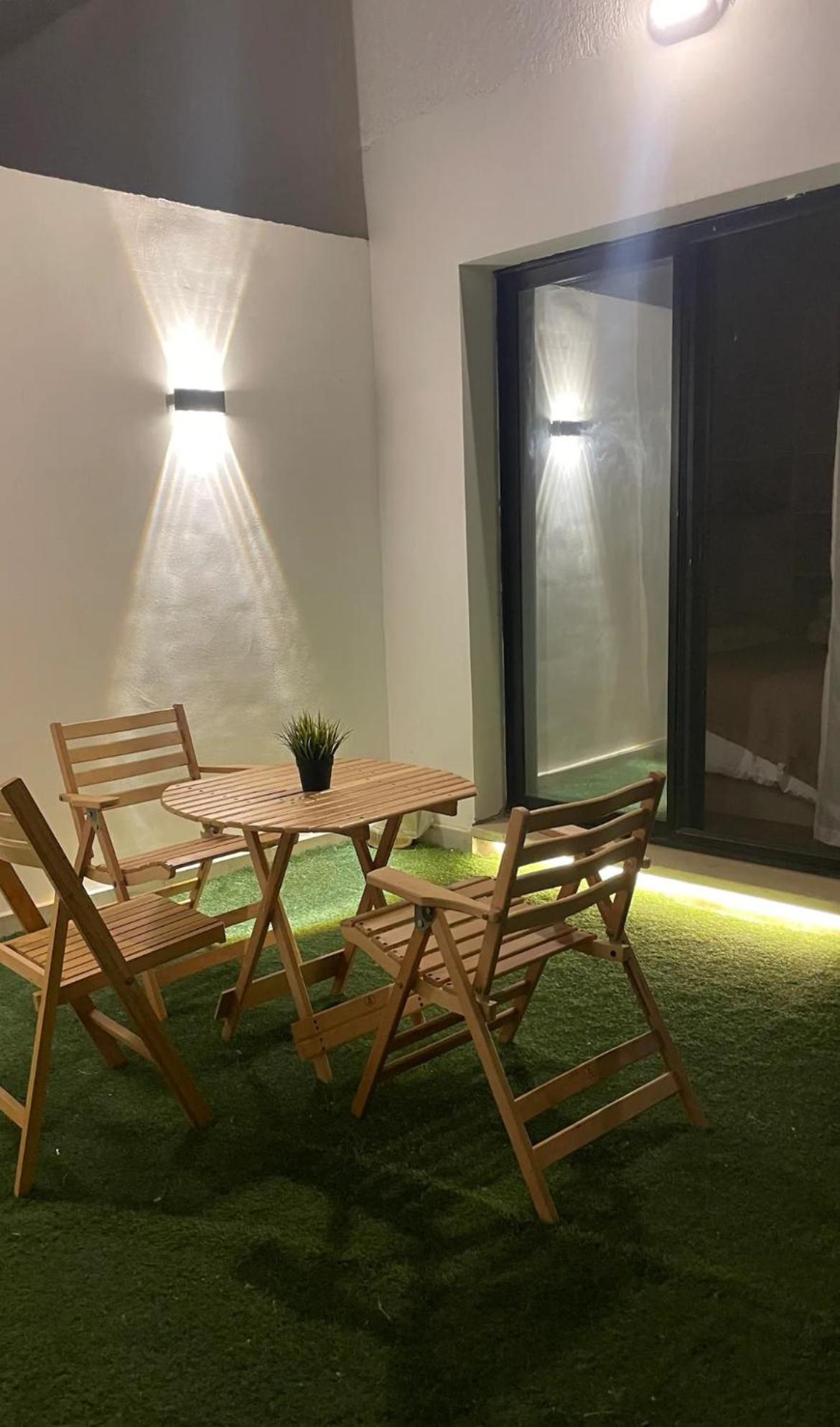 Boho With Private Garden In New Cairo